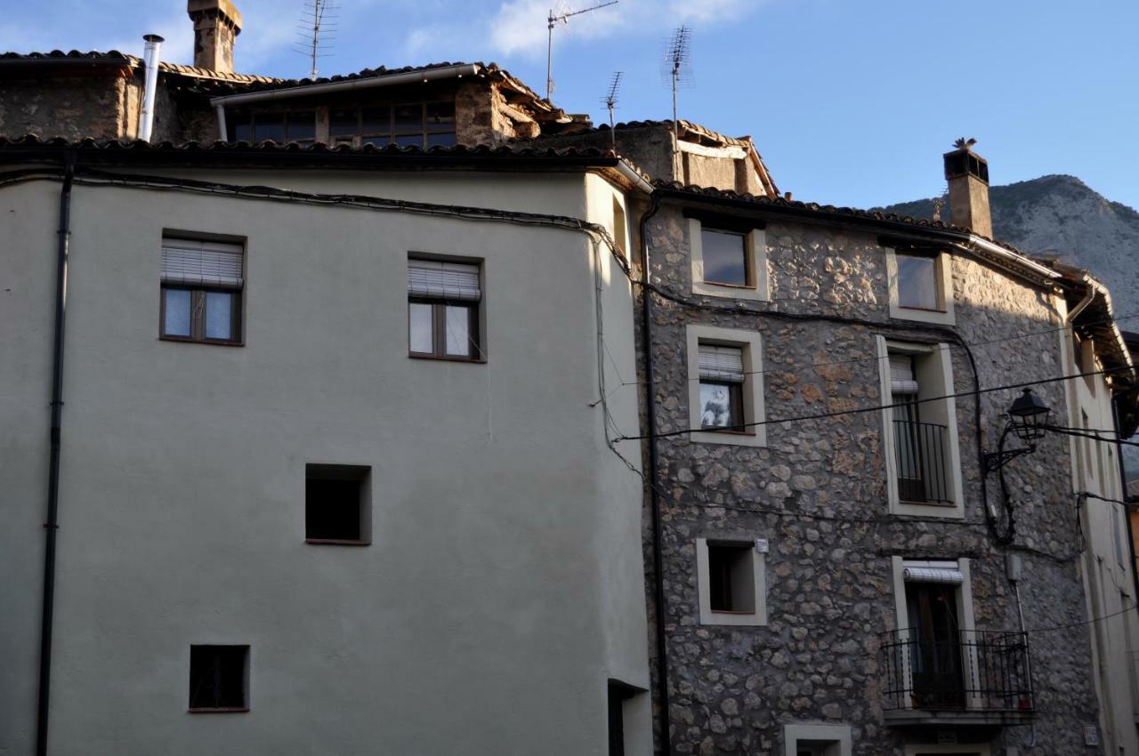 Hostel El Moli Organya Exterior photo